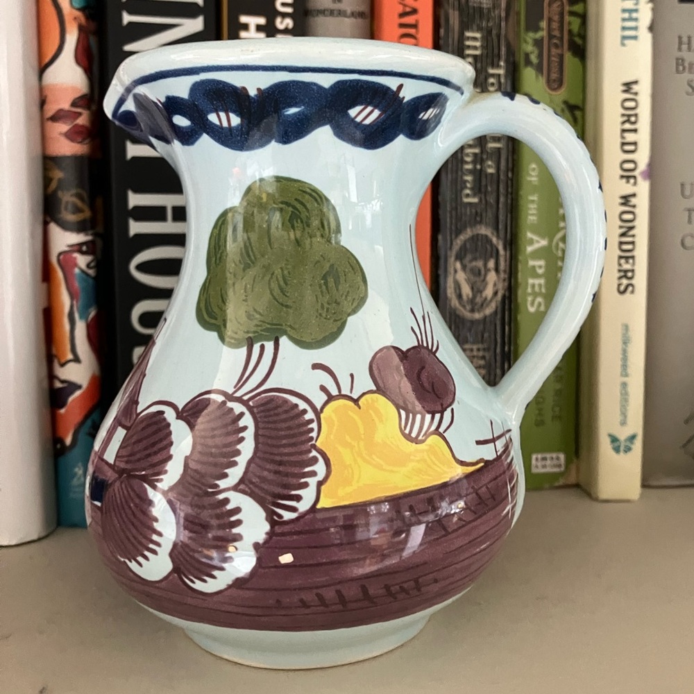 Delft Williamsburg restoration  vintage  mini pitcher/creamer
